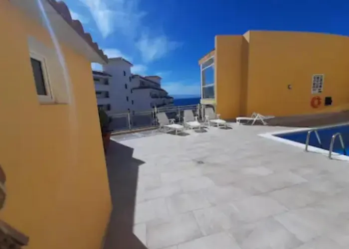 Апартаменты La Perla Ocean View *