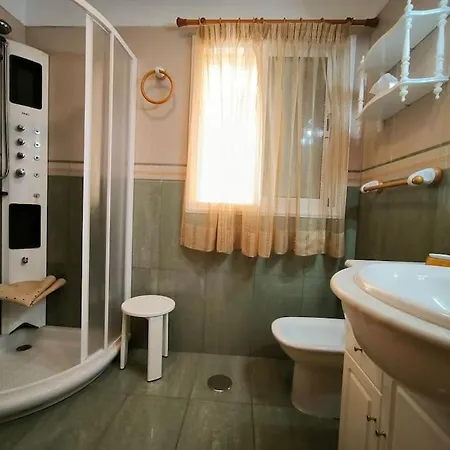 Апартаменты La Perla Ocean View