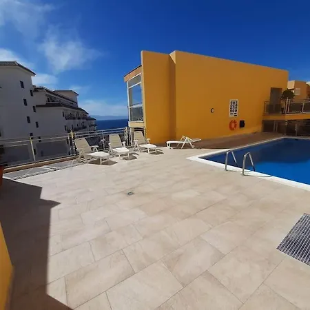 La Perla Ocean View *