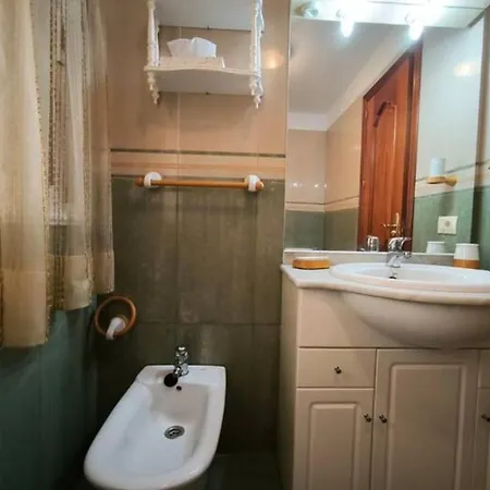 La Perla Ocean View Apartmán *